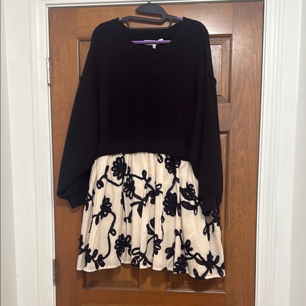 Sofie the label Black and Cream Floral Dress